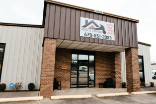 Russell Exterior Image